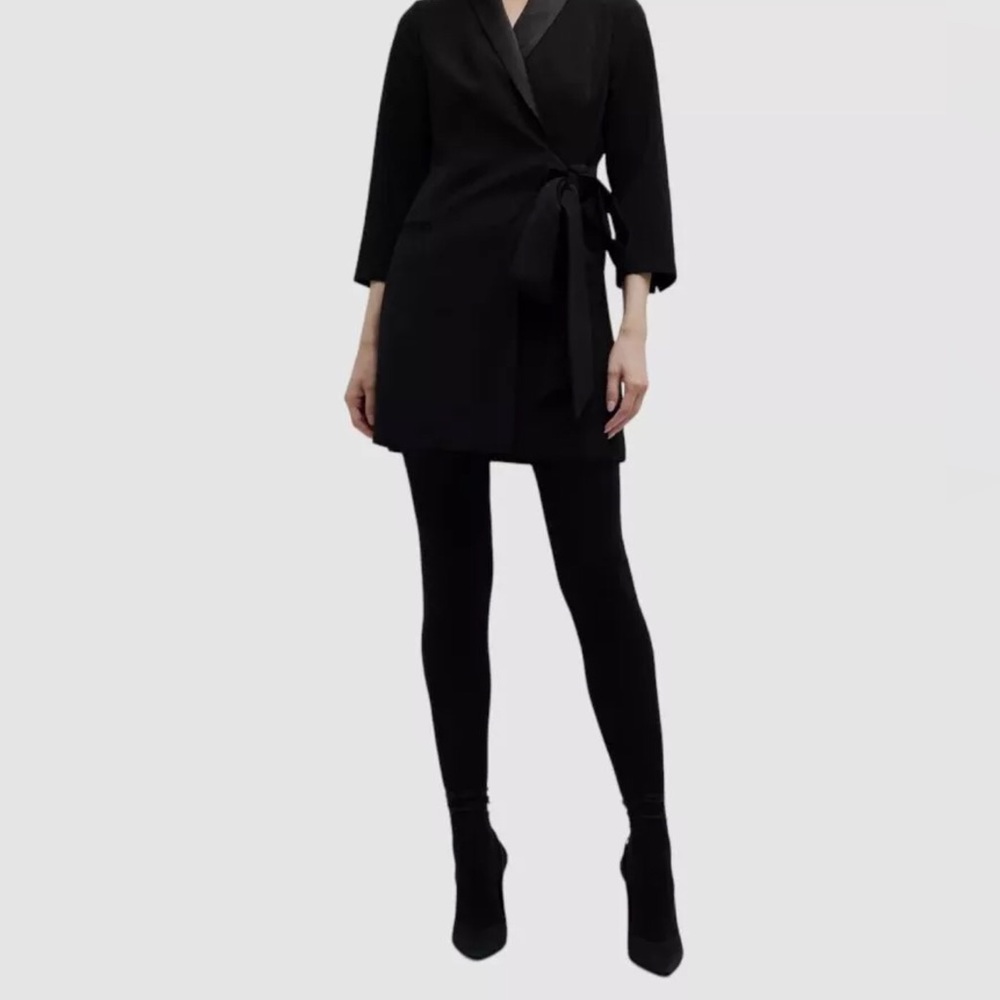 Black dress 2X fits 1X used once only dry cleaned